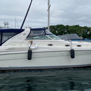 Best boat rentals Toronto for groups