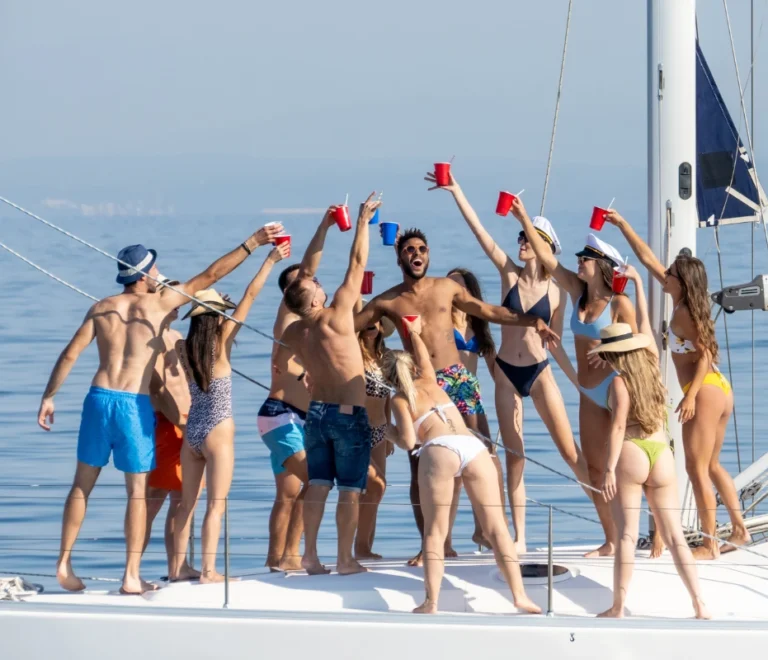 luxury boat rentals toronto